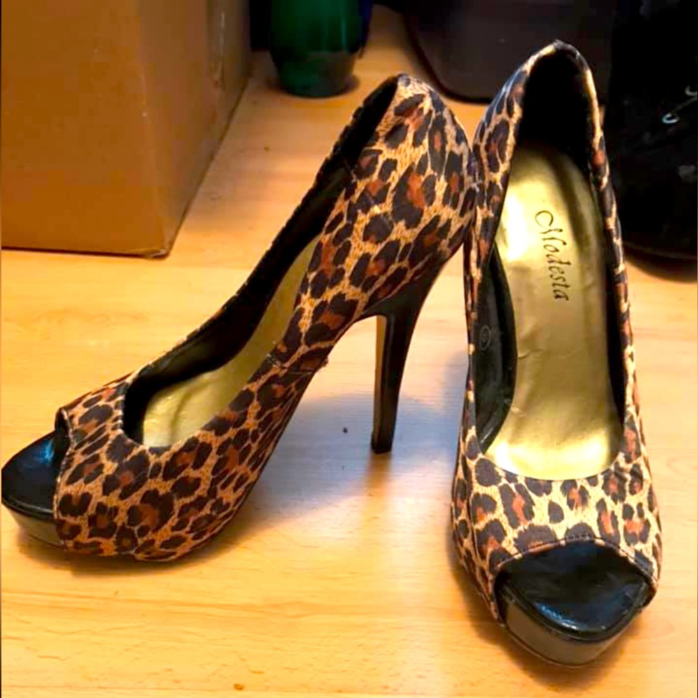 Platform shoes